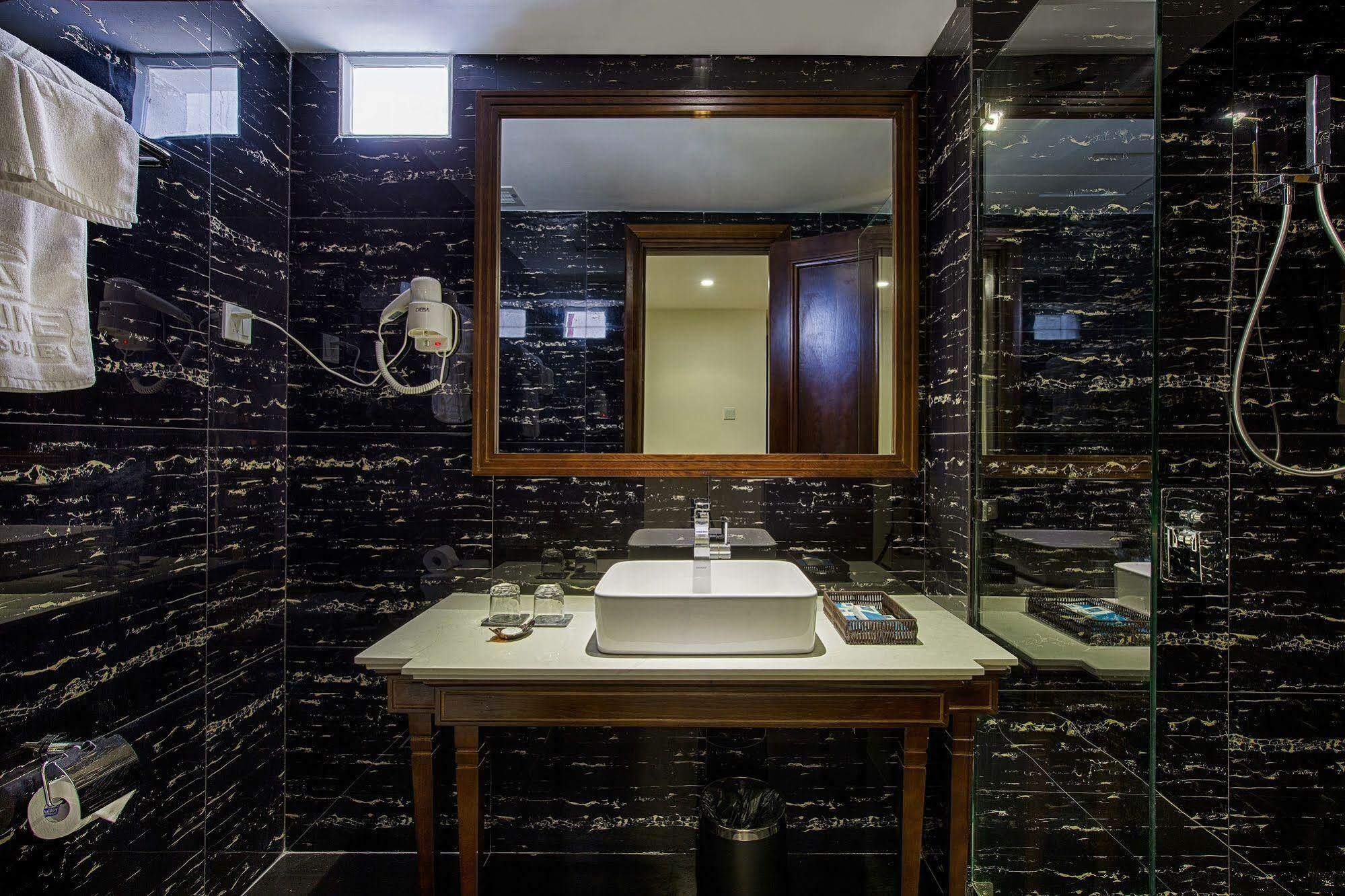 Adaline Hotel And Suite Ντα Νανγκ Εξωτερικό φωτογραφία